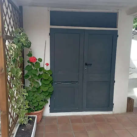 Comfortable House 10 Minutes From The Sea 펜션