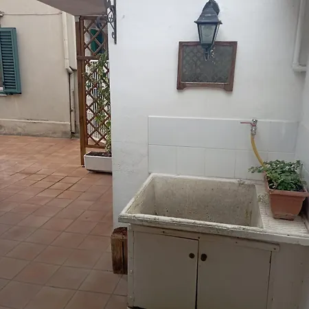 펜션 Comfortable House 10 Minutes From The Sea