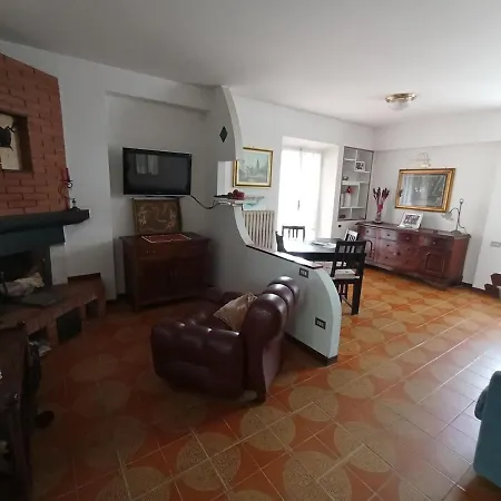 Comfortable House 10 Minutes From The Sea